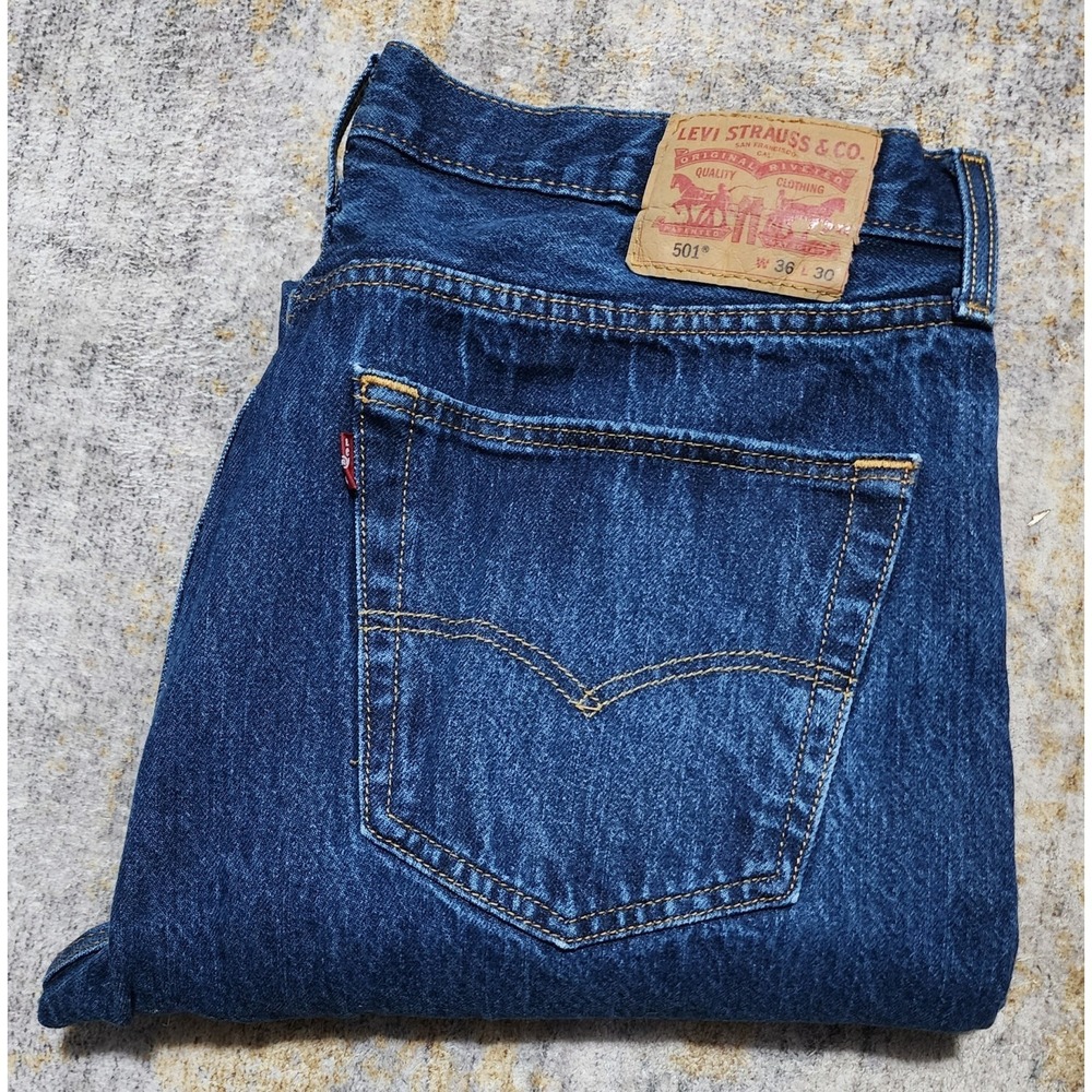 Levi's Men's 501 Medium Blue Wash 100% Cotton Straight Leg Jeans Size 36 X 29